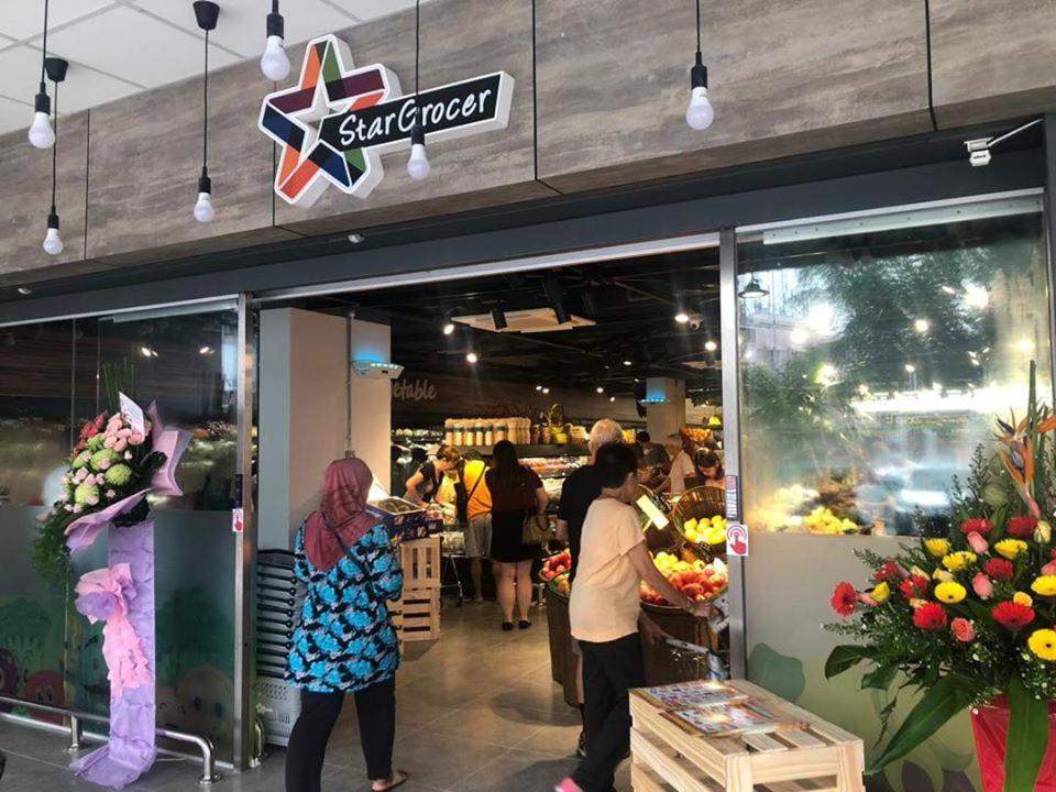 Colour-Theme Designed, Private Studio Home, Cybersquare 27B Cyberjaya, Flexihome-My エクステリア 写真