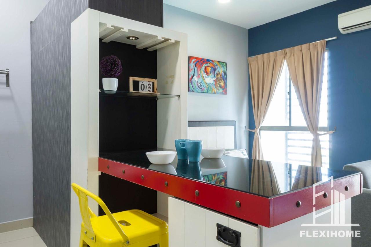 Colour-Theme Designed, Private Studio Home, Cybersquare 27B Cyberjaya, Flexihome-My エクステリア 写真