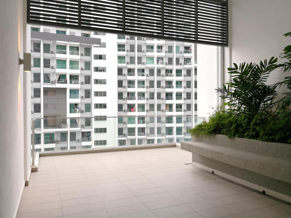 Colour-Theme Designed, Private Studio Home, Cybersquare 27B Cyberjaya, Flexihome-My エクステリア 写真