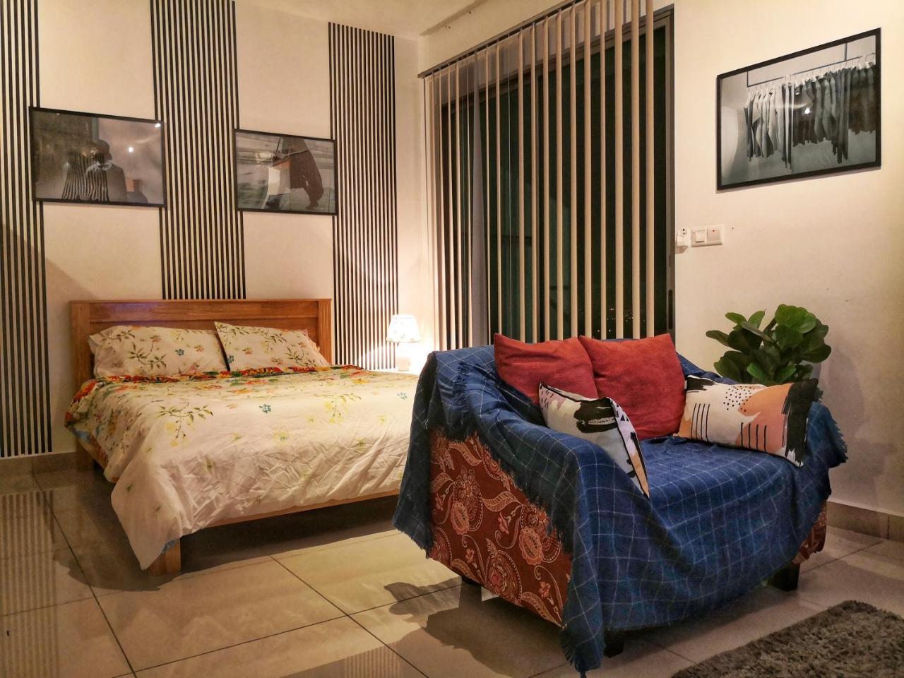 Colour-Theme Designed, Private Studio Home, Cybersquare 27B Cyberjaya, Flexihome-My エクステリア 写真