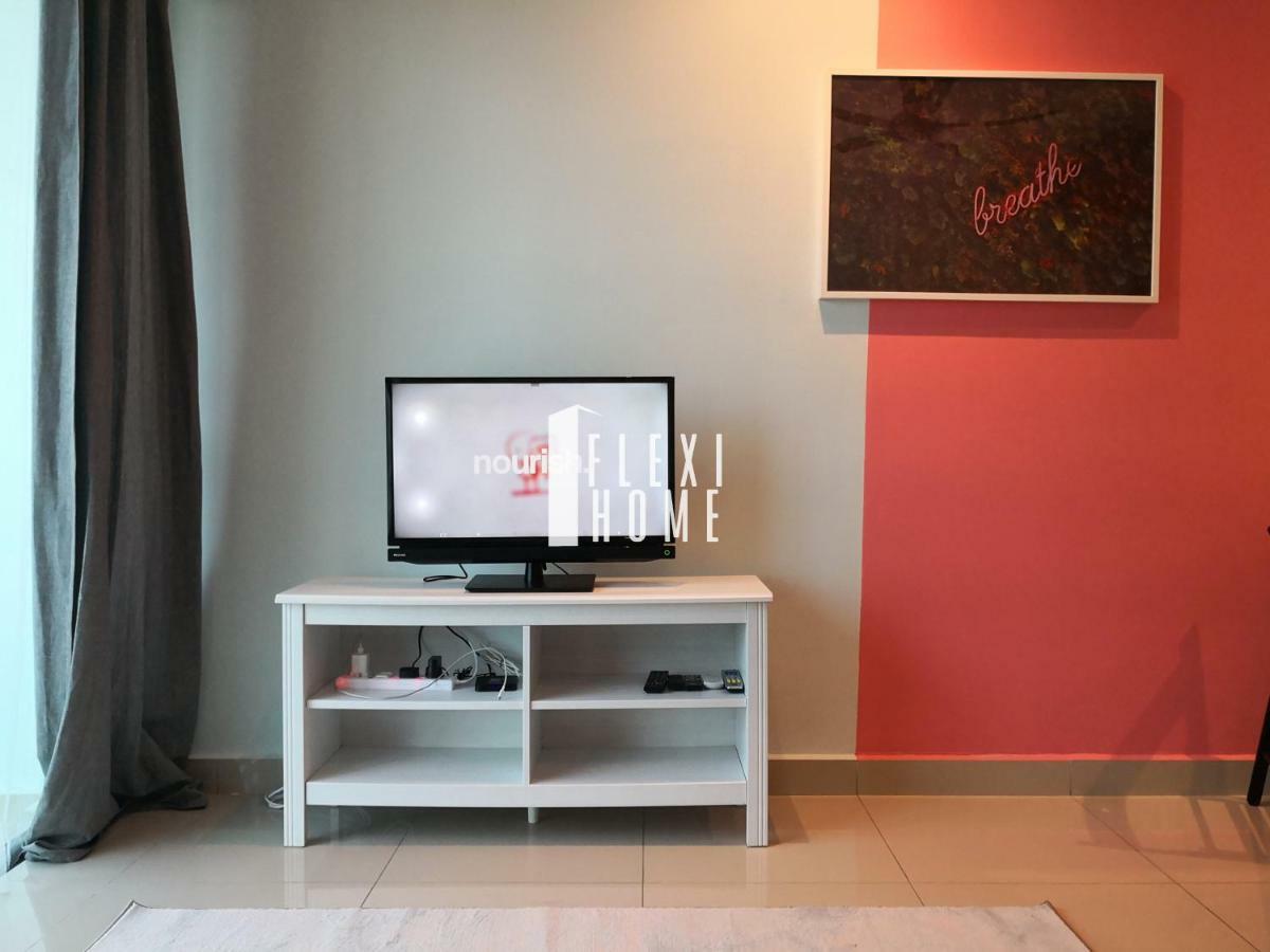 Colour-Theme Designed, Private Studio Home, Cybersquare 27B Cyberjaya, Flexihome-My エクステリア 写真